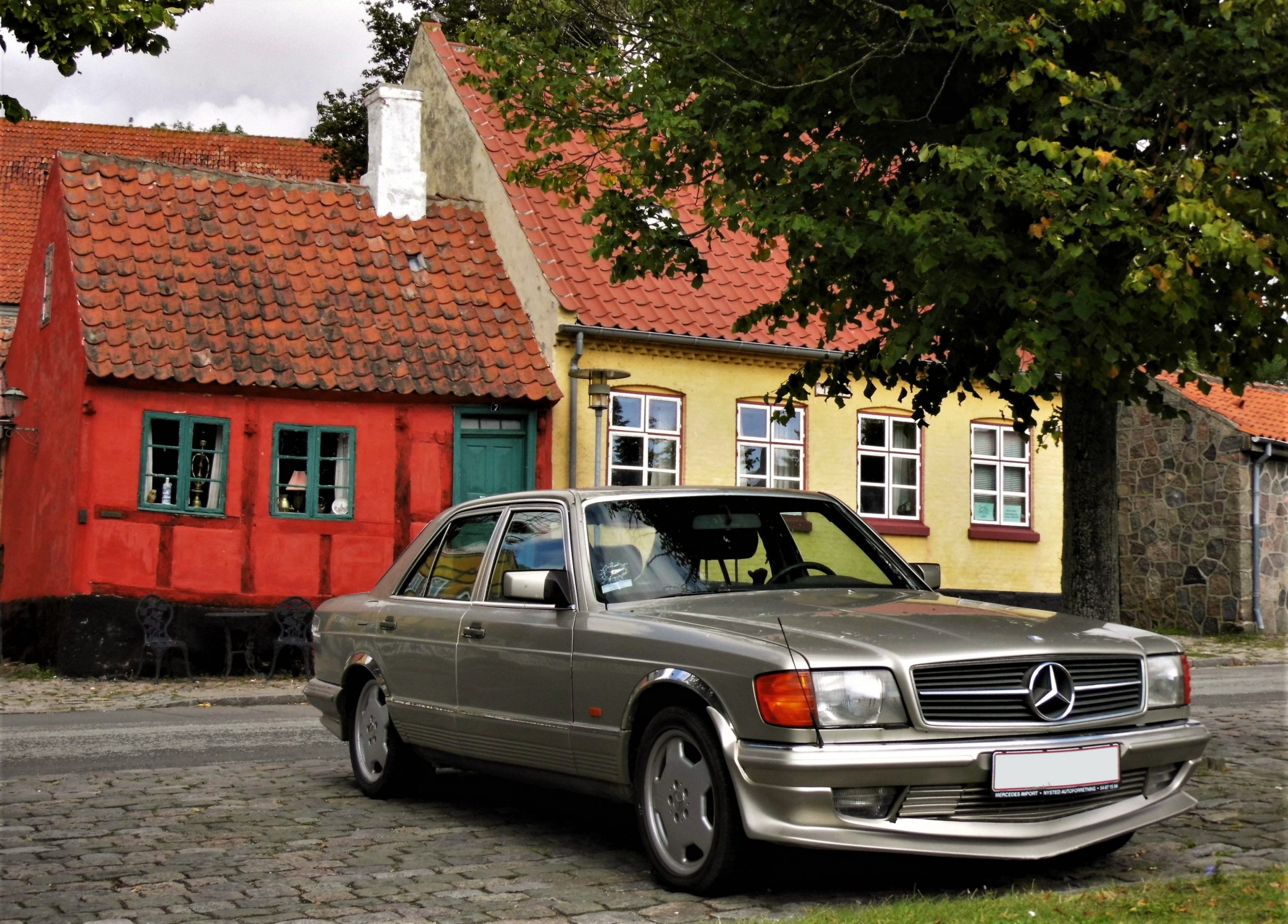 Ein alter Mercedes-Benz, ich glaube es war in Nysted.
